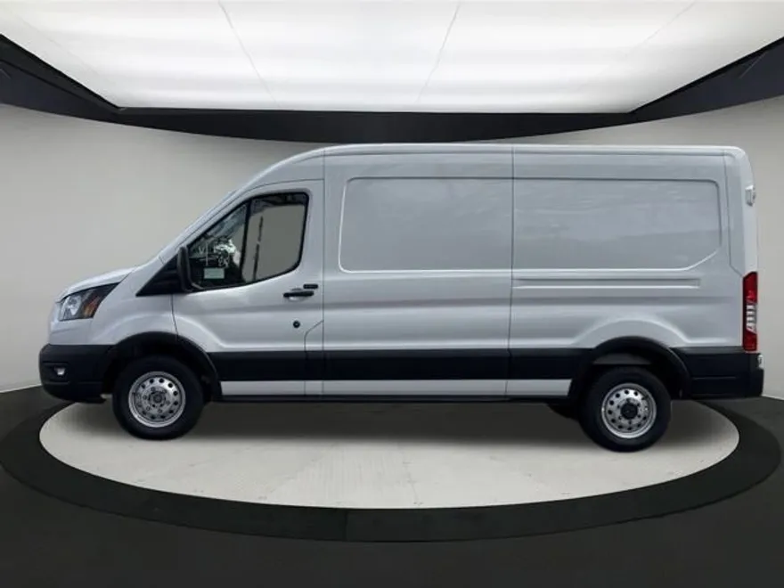 2025 Ford Transit photo 1