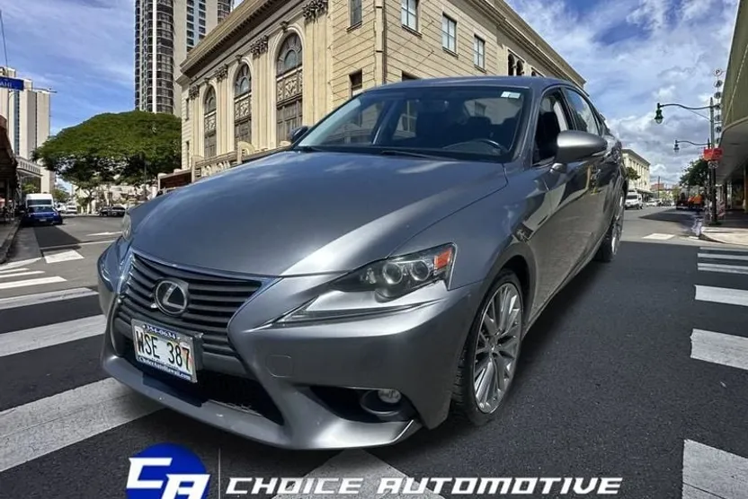 2015 Lexus IS 250 photo 1