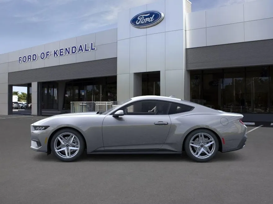 2025 Ford Mustang EcoBoost photo 1