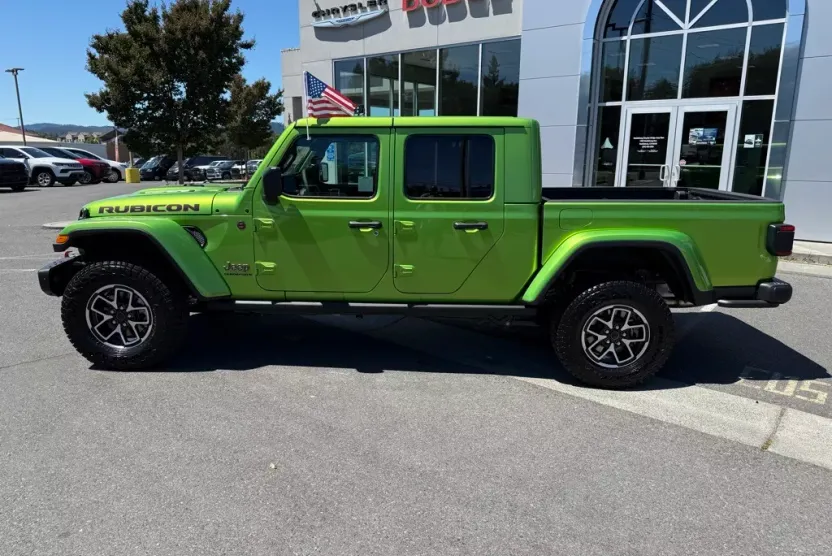2025 Jeep Gladiator Rubicon photo 1