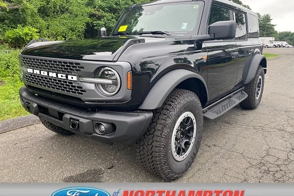 2025 Ford Bronco Badlands photo 1