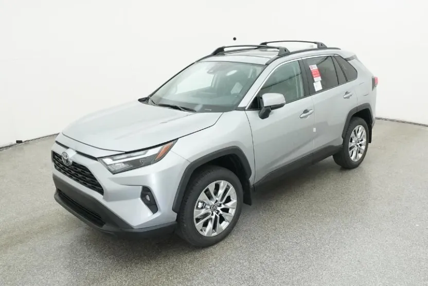 2025 Toyota RAV4 XLE Premium photo 1