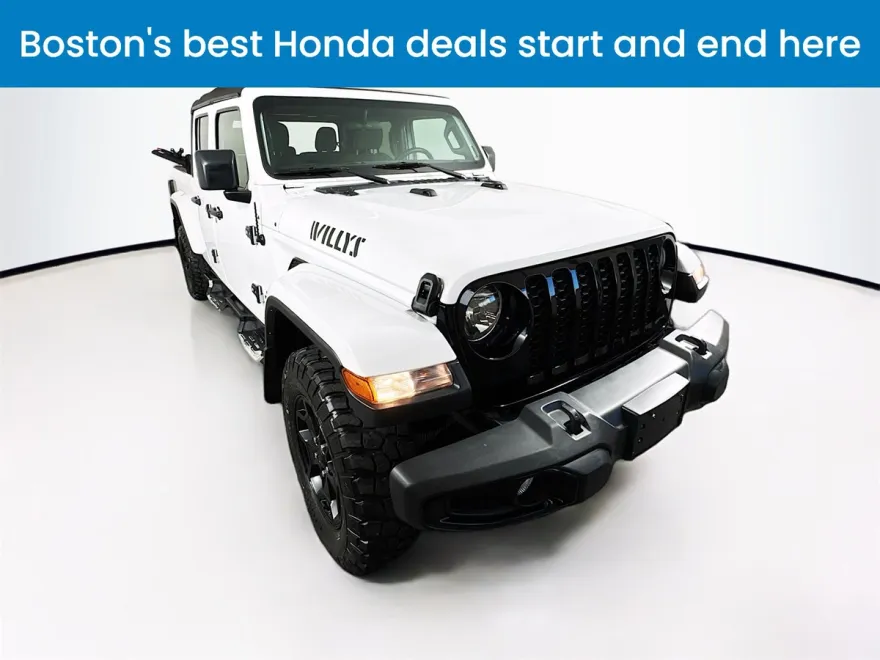 2022 Jeep Gladiator Willys Sport photo 1