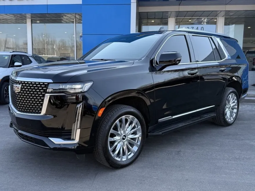 2024 Cadillac Escalade Premium Luxury photo 1