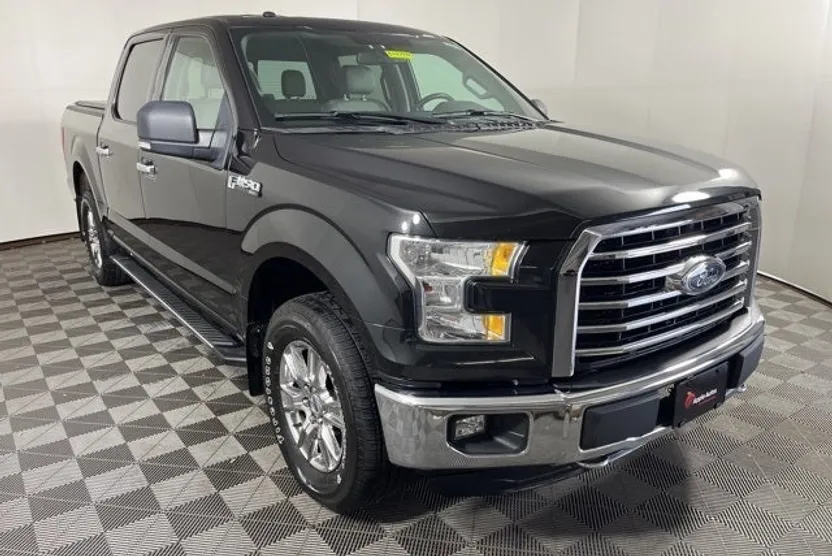 2015 Ford F-150 XLT photo 1