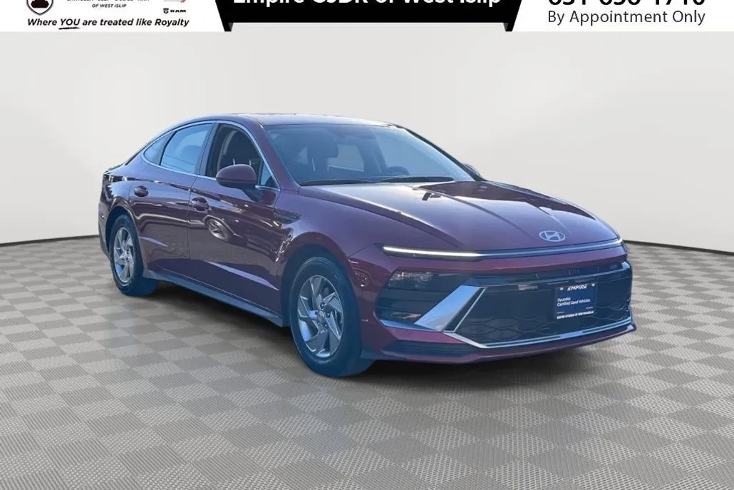 2025 Hyundai Sonata SE photo 1