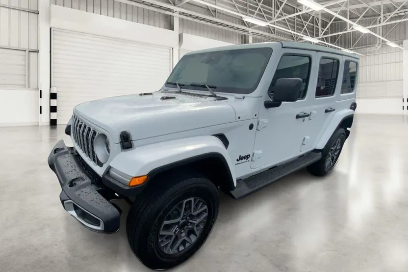 2025 Jeep Wrangler Sahara photo 1