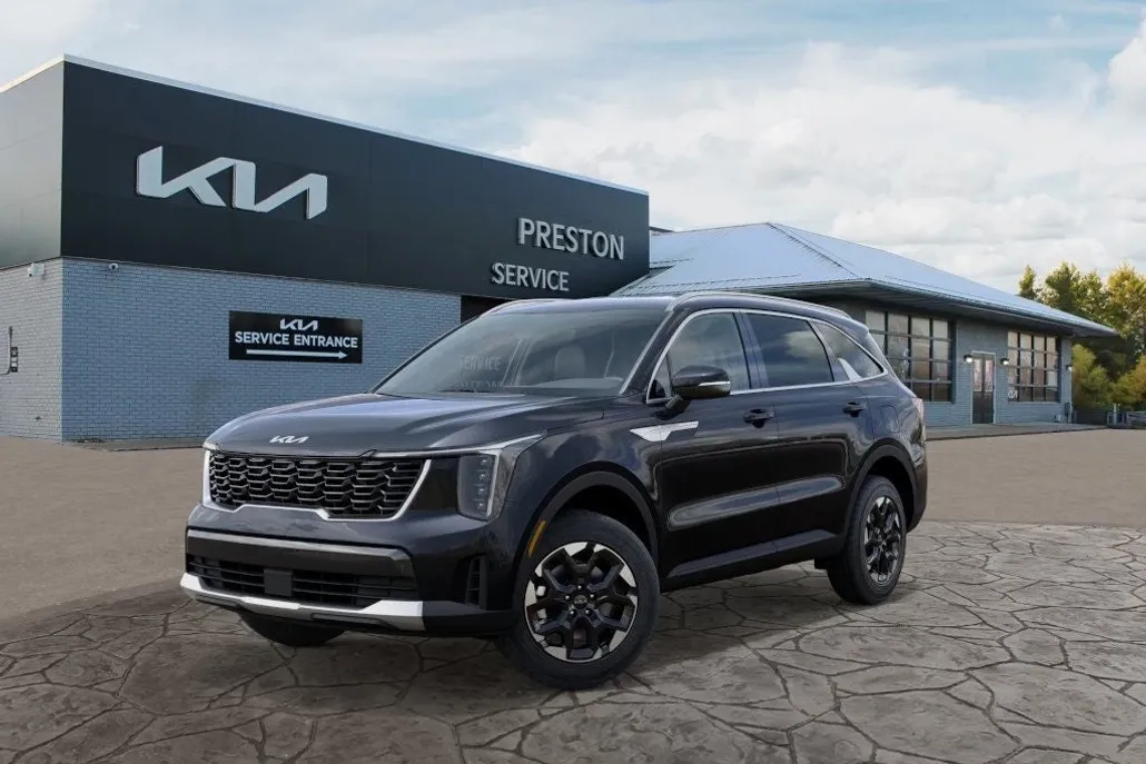2025 Kia Sorento S photo 1