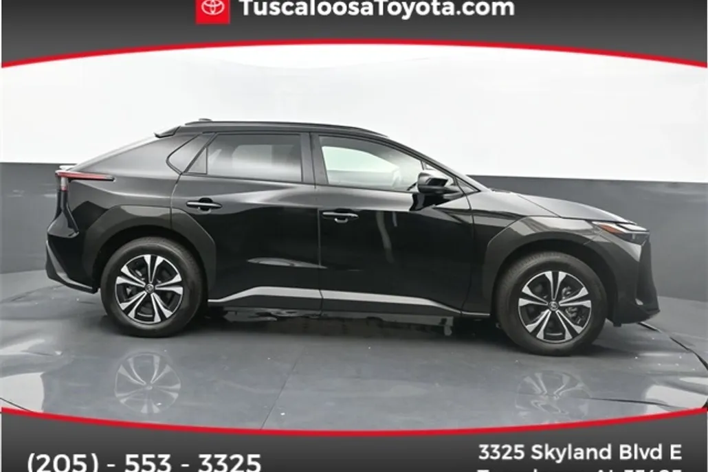 2025 Toyota bZ4X XLE photo 1