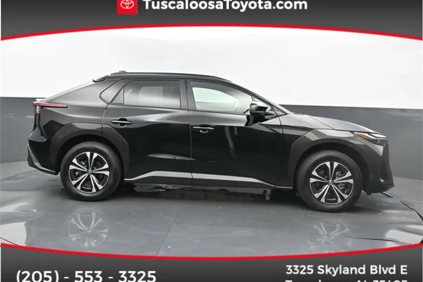 2025 Toyota bZ4X XLE photo 1