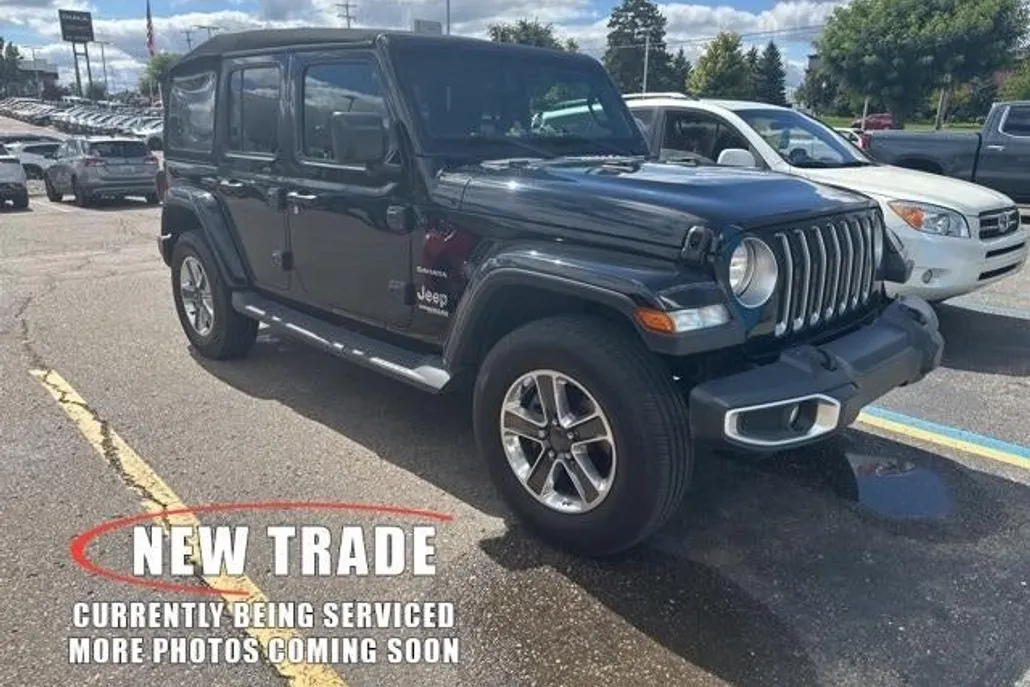 2018 Jeep Wrangler Unlimited Sahara photo 1