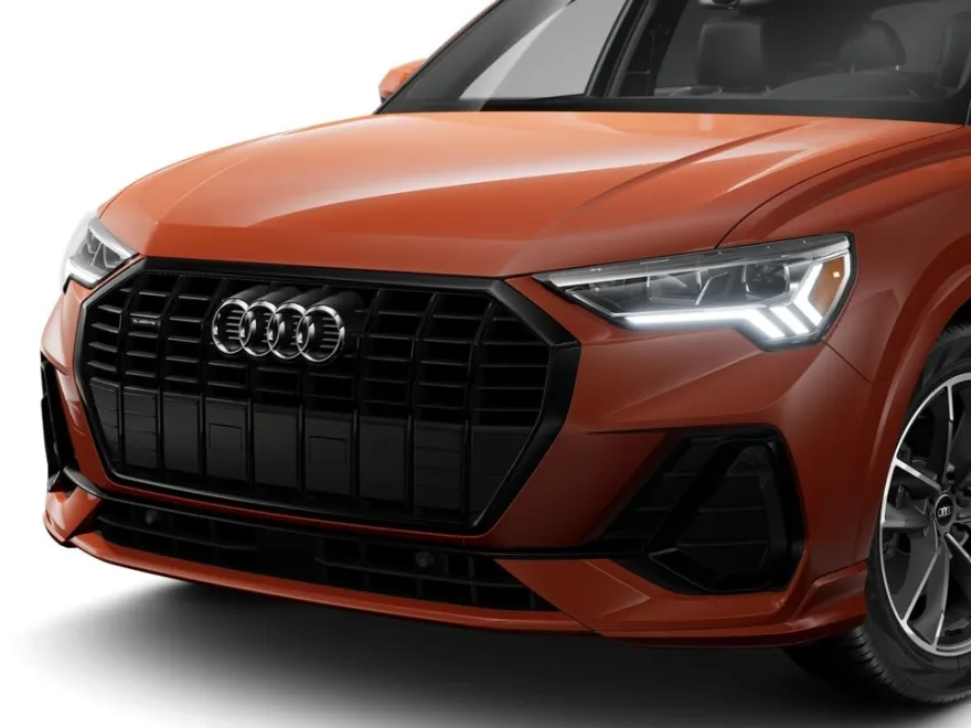 2025 Audi Q3 45 TFSI S line Premium photo 2