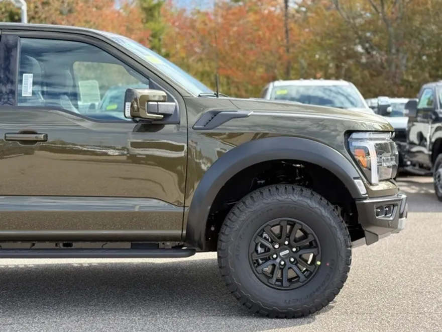 2025 Ford F-150 Raptor photo 1