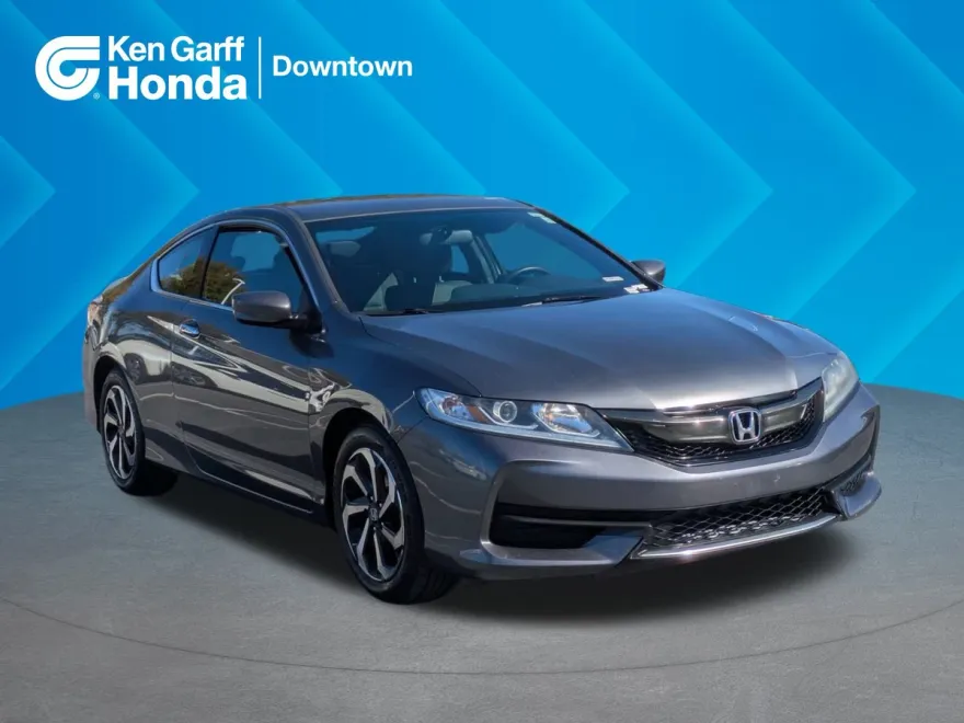 2016 Honda Accord photo 1