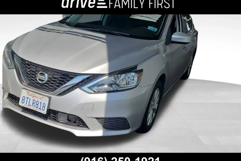 2019 Nissan Sentra SV photo 1