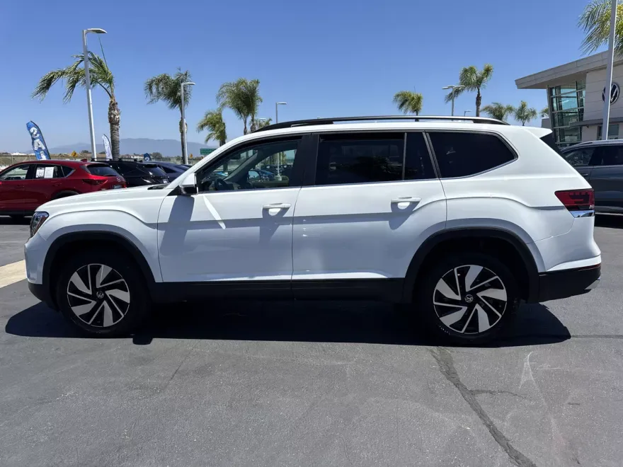 2025 Volkswagen Atlas SE Technology photo 1