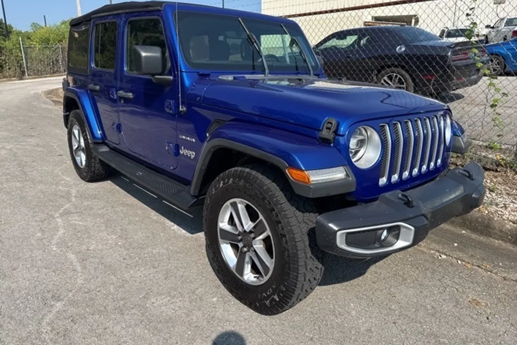 2020 Jeep Wrangler Unlimited Sahara photo 1