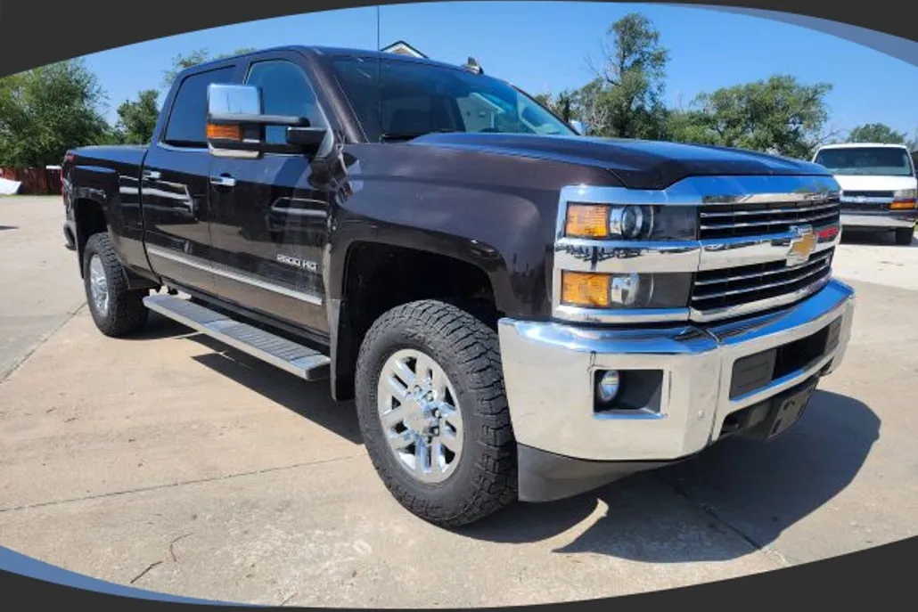 2018 Chevrolet Silverado 2500HD LTZ photo 1