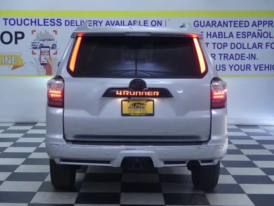 2024 Toyota 4Runner Limited photo 1