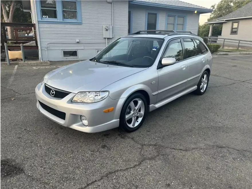 2002 Mazda Protege 5 photo 1