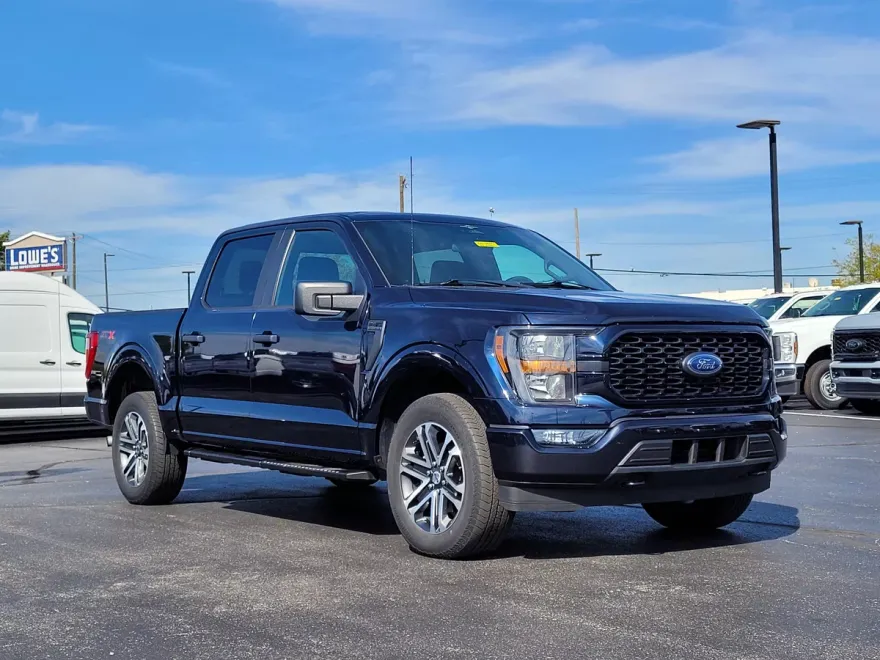2023 Ford F-150 XL photo 1
