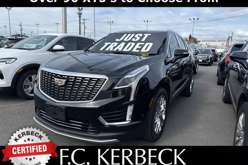 2022 Cadillac XT5 Premium Luxury photo 1
