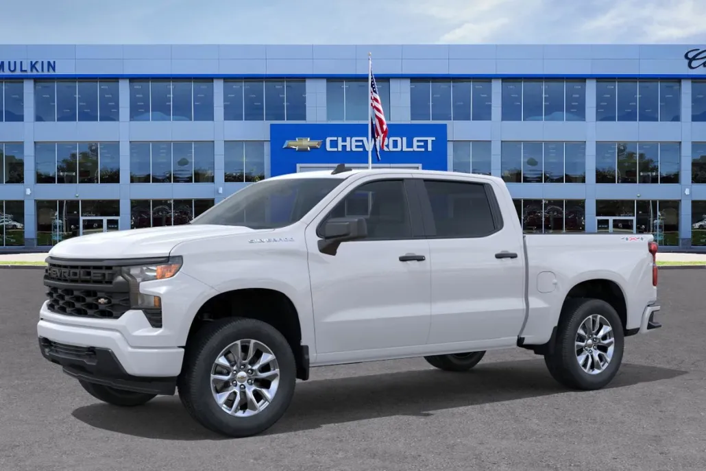 2025 Chevrolet Silverado 1500 Custom photo 1