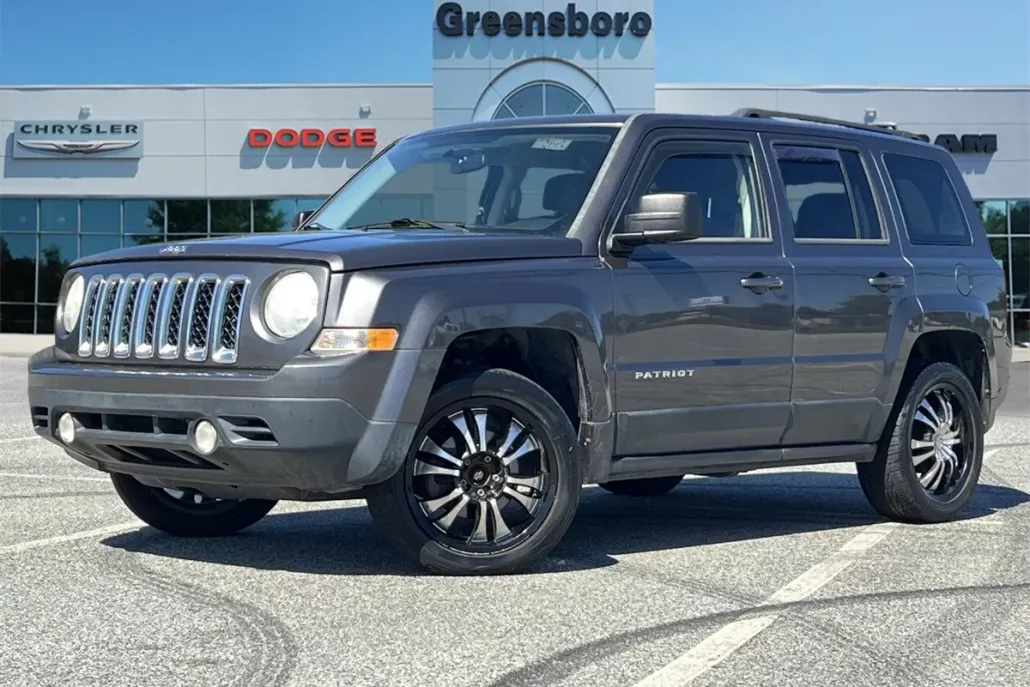 2015 Jeep Patriot Latitude photo 1