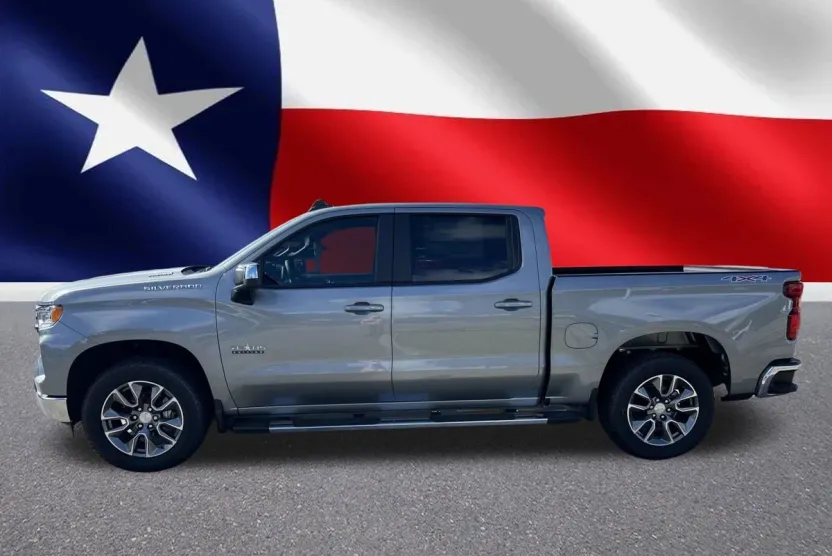 2025 Chevrolet Silverado 1500 LT photo 1