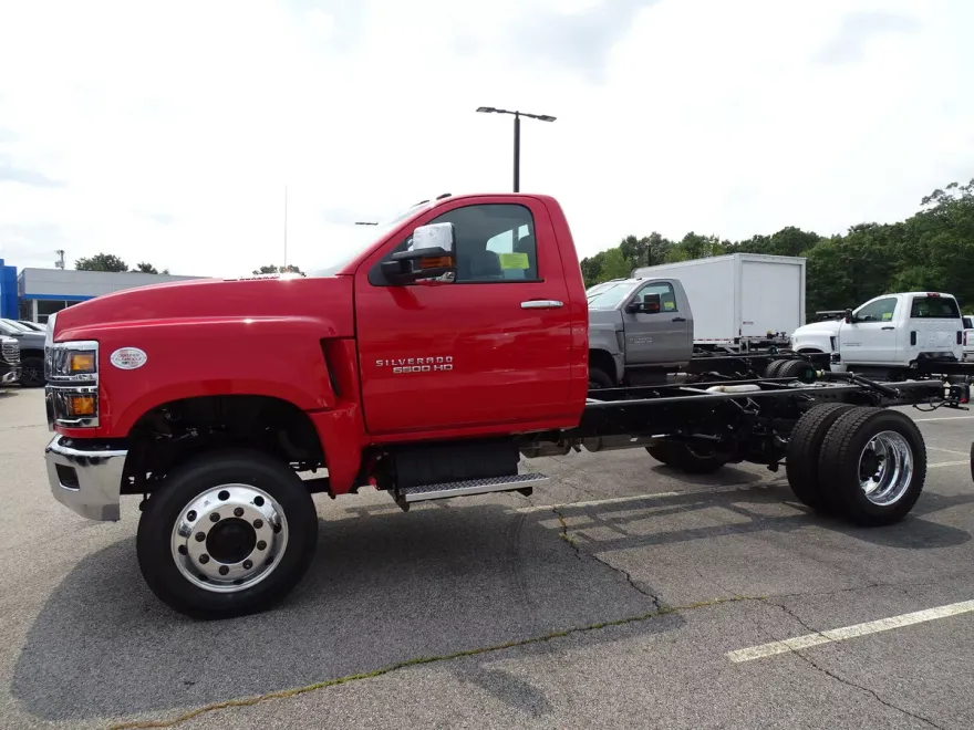 2024 Chevrolet Silverado Work Truck photo 1