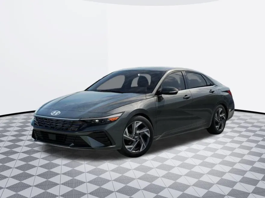 2025 Hyundai Elantra Limited photo 1