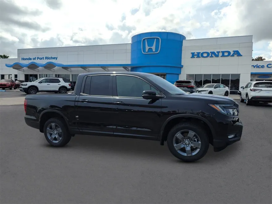 2025 Honda Ridgeline TrailSport photo 1