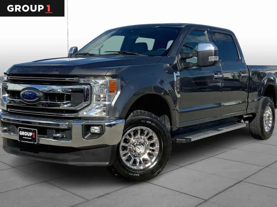 2020 Ford F-250 XLT photo 1