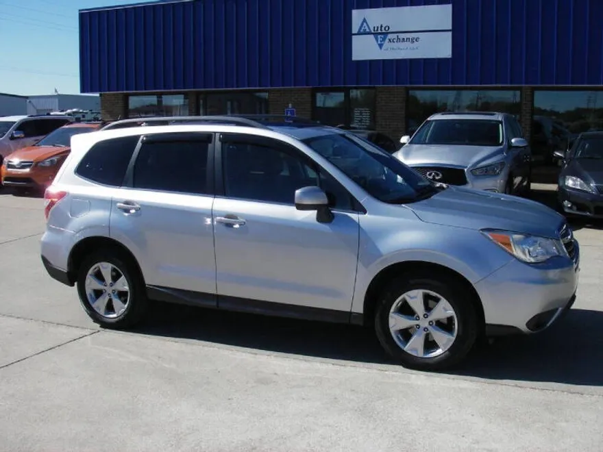 2015 Subaru Forester 2.5i Limited photo 1