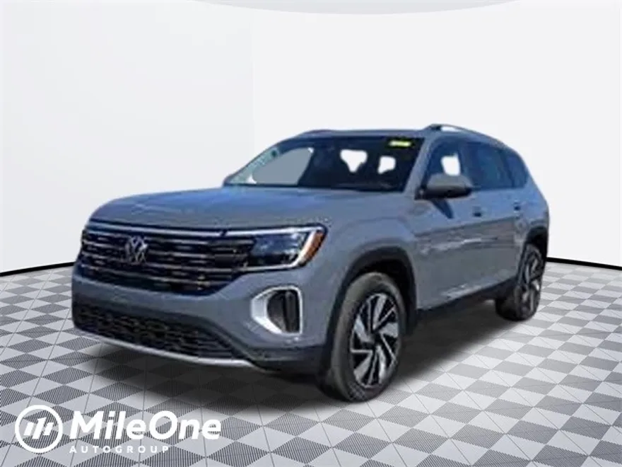 2025 Volkswagen Atlas SEL photo 1