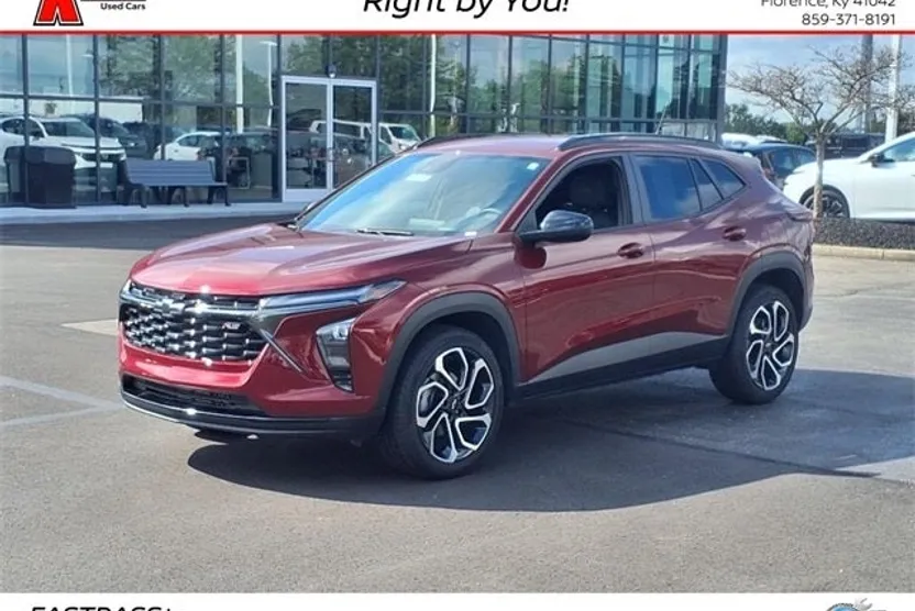 2025 Chevrolet Trax photo 1