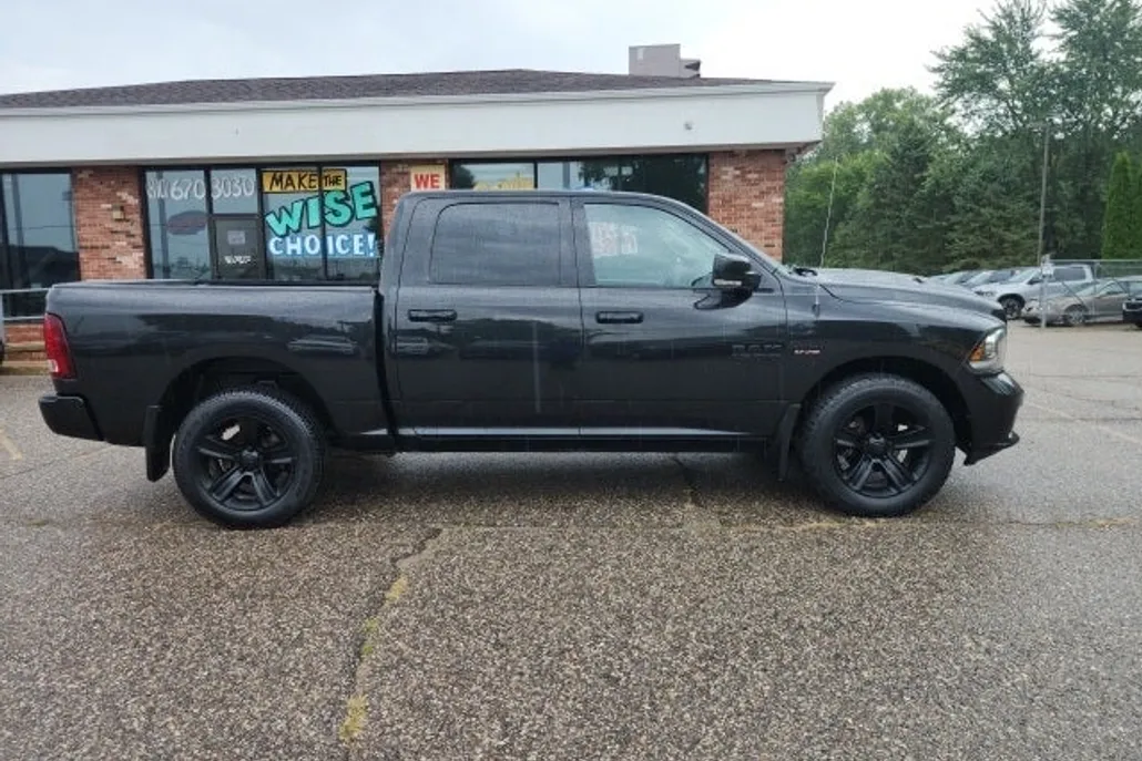 2017 Ram 1500 Sport photo 1