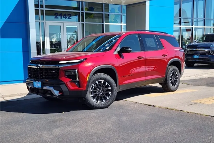 2026 Chevrolet Traverse Z71 photo 1