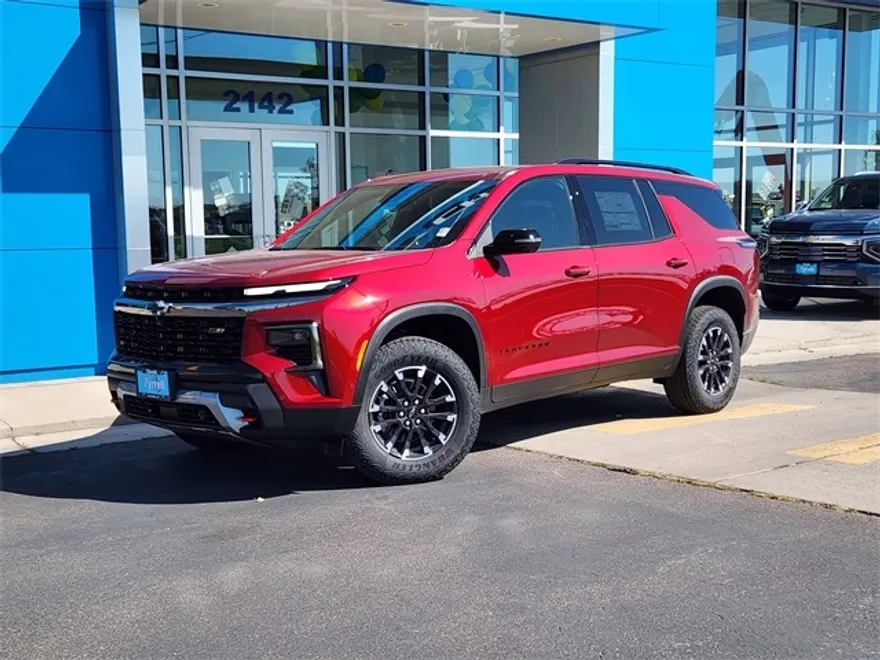 2026 Chevrolet Traverse Z71 photo 1