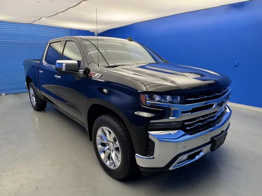 2020 Chevrolet Silverado LTZ photo 1