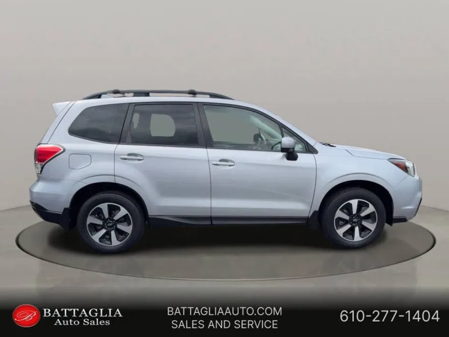 2018 Subaru Forester 2.5i Premium photo 1