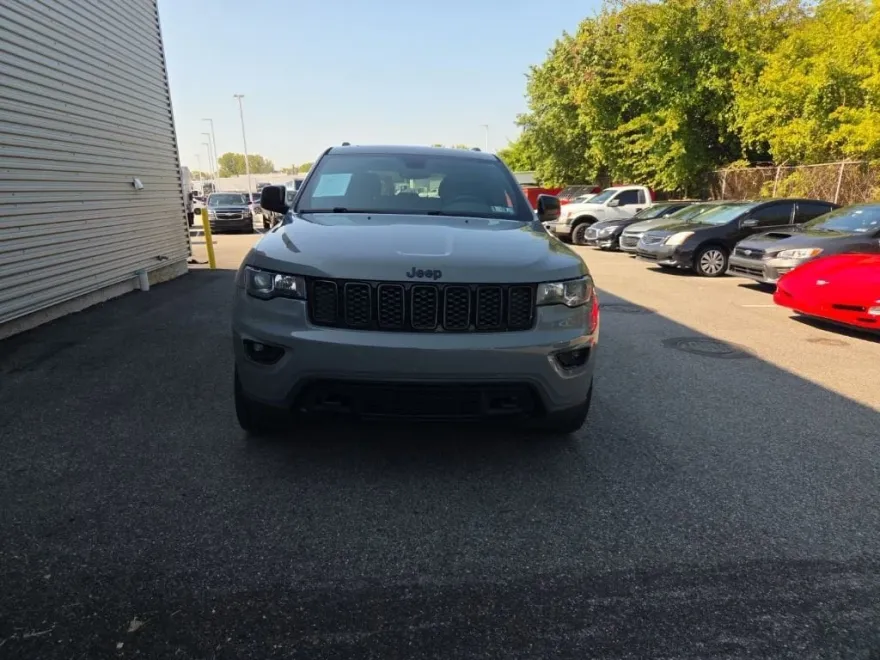 2019 Jeep Grand Cherokee Upland photo 1