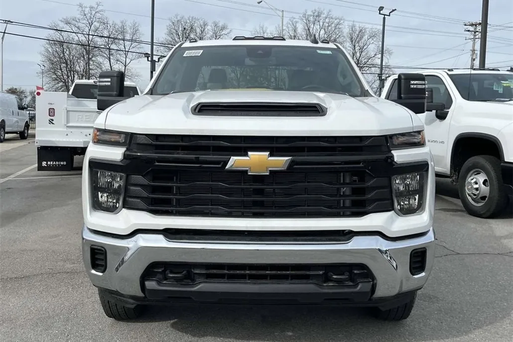2024 Chevrolet Silverado 3500HD Work Truck photo 1