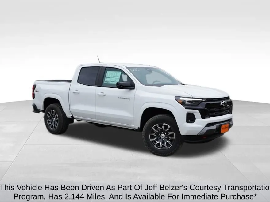 2025 Chevrolet Colorado Z71 photo 1