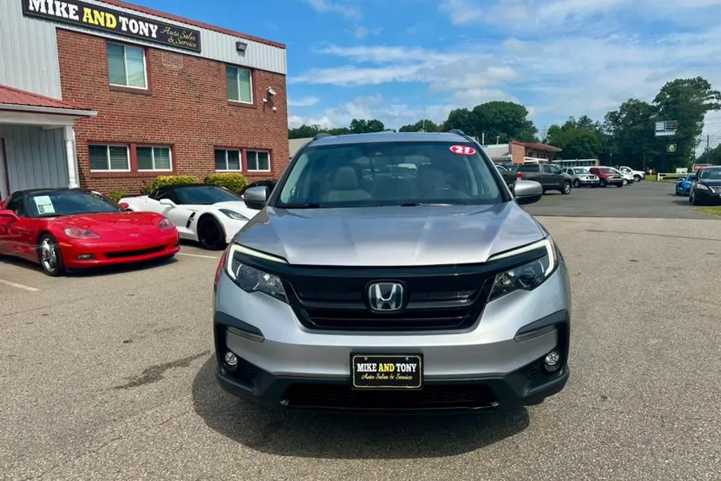 2021 Honda Pilot Special Edition photo 1
