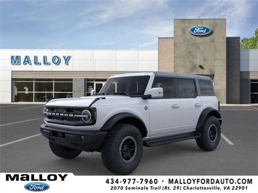 2025 Ford Bronco Outer Banks photo 1