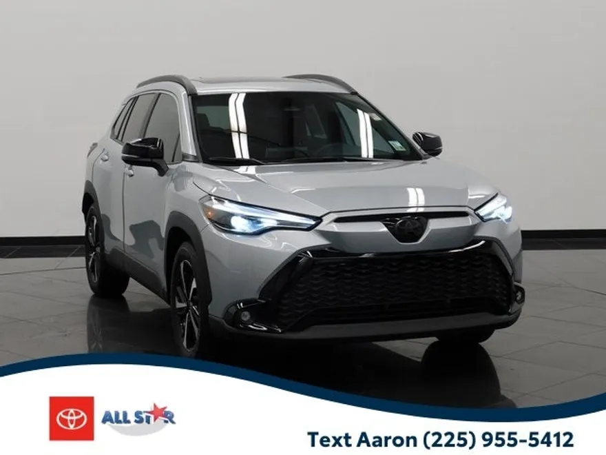2025 Toyota Corolla Cross Hybrid XSE photo 1