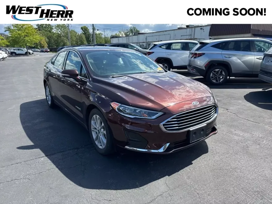 2019 Ford Fusion Hybrid SEL photo 1