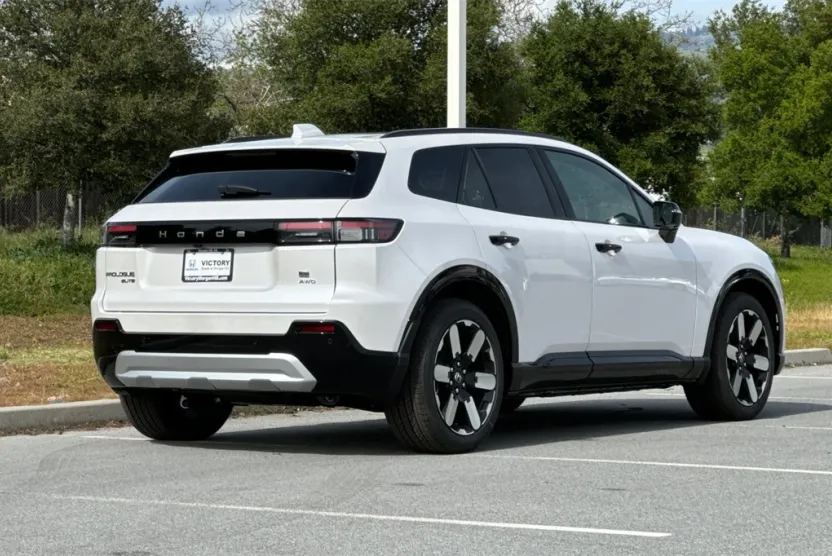 2025 Honda Prologue Elite photo 1