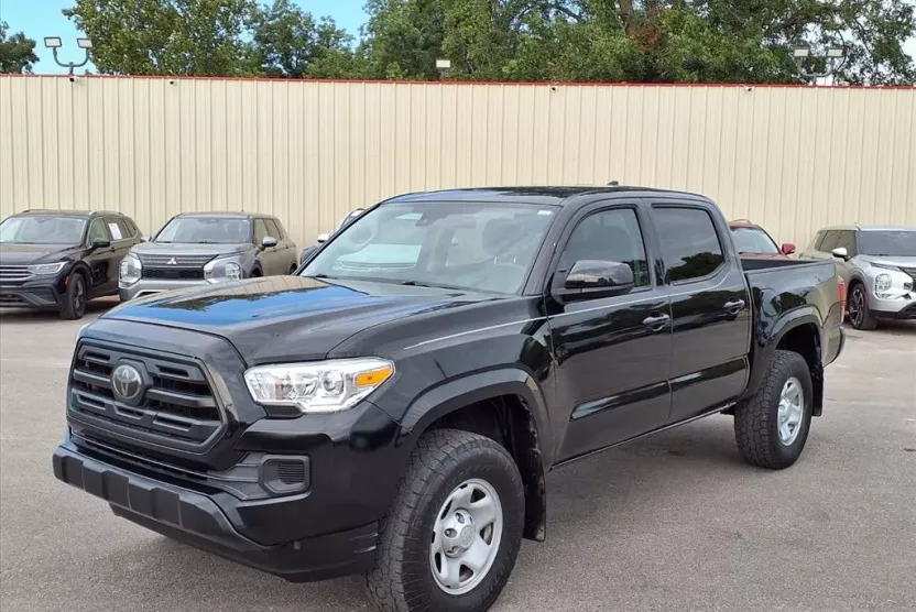 2019 Toyota Tacoma SR photo 1